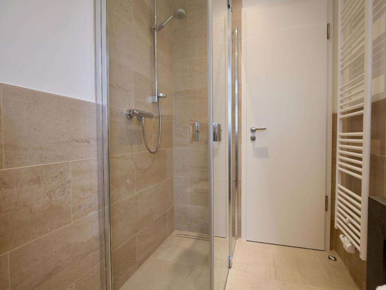 Kleine Charlotte - Traumwohnung Mit Terrasse Fuer 4 Personen วังเกร์โอเกอ ภายนอก รูปภาพ